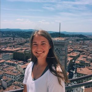 Meet your Posher, Arelia